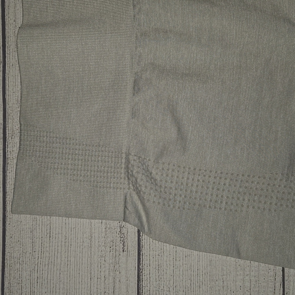 Gymshark Women's Vital Seamless Leggings Gray Size S NWOT - Picture 3 of 11